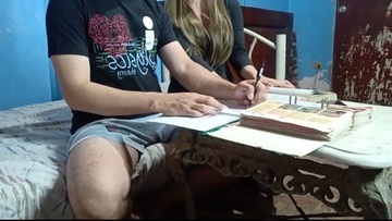ПИНАЙСКУЮ ПРЕПОДШУ ТРАХАЕТ ЕЕ СТУДЕНТ